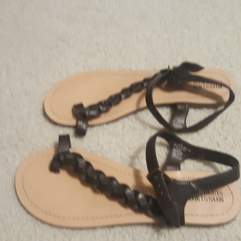 Mossimo - Picture 5 of 8